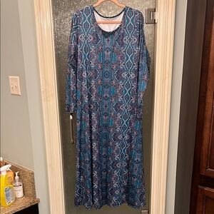 Blue Long Sleeve Crew Neck Dress